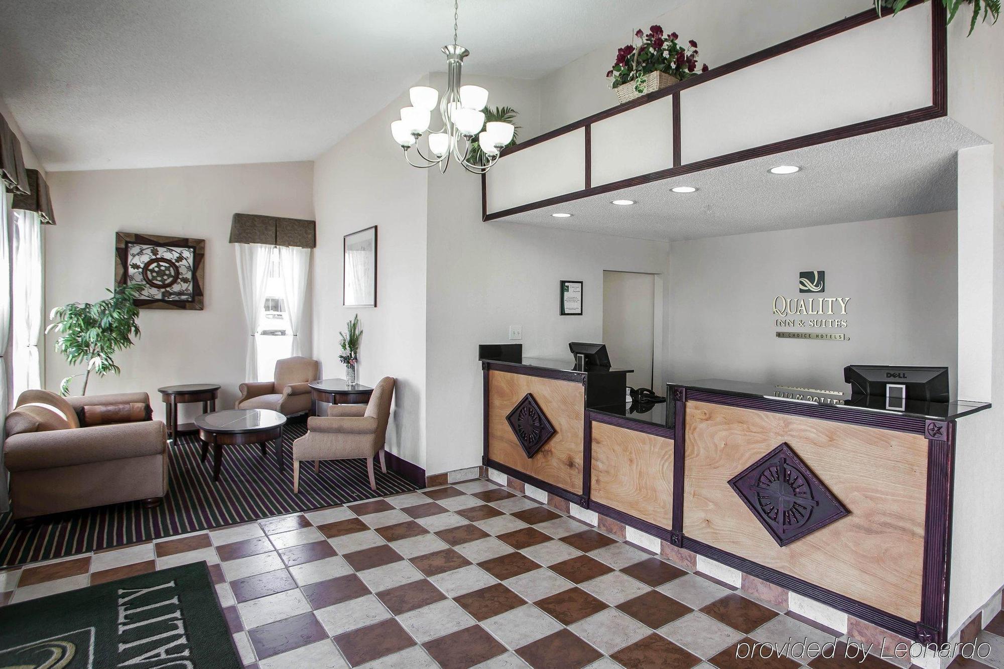 Quality Inn & Suites Bloomington University Area מראה חיצוני תמונה