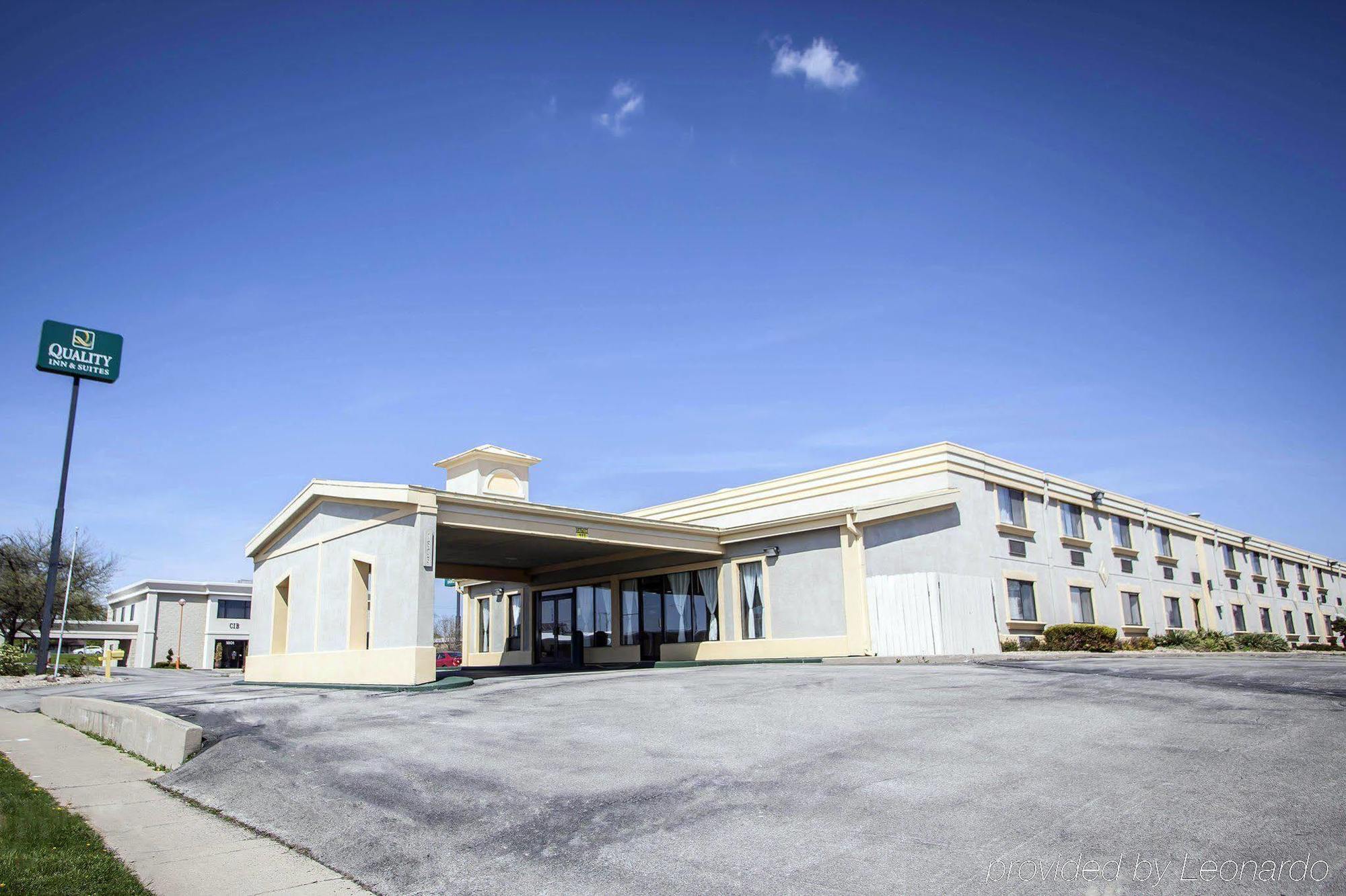 Quality Inn & Suites Bloomington University Area מראה חיצוני תמונה